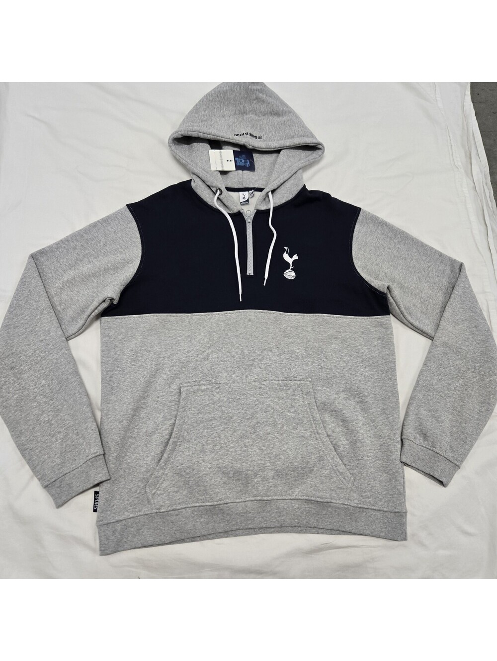 NWT Size XL Tottenham Hotspur 1/4 Zip Hoodie Colorblock Sweater Embroidered Logo